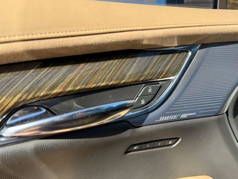 Used 2020 Cadillac XT6 Premium Luxury w/ Platinum Package image 26