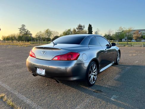 Used 2010 INFINITI G37 Anniversary Edition RWD image 14