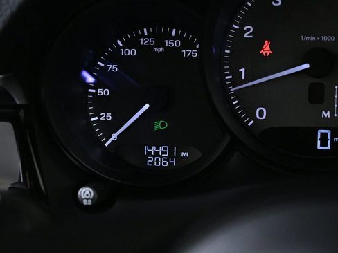 Certified 2023 Porsche Macan S image 14