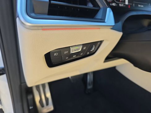 Certified 2023 BMW 430i xDrive 430i xDrive w/ M Sport Package image 22