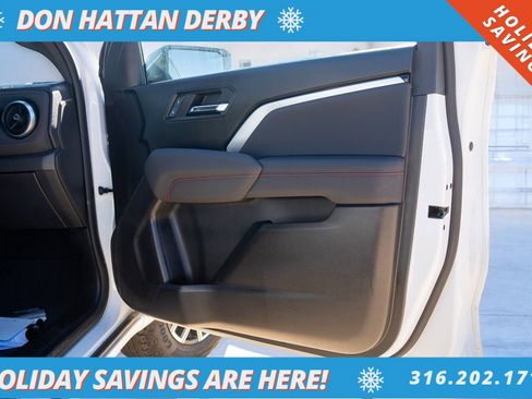 Used 2023 Chevrolet Colorado Z71 w/ Advanced Trailering Package image 22