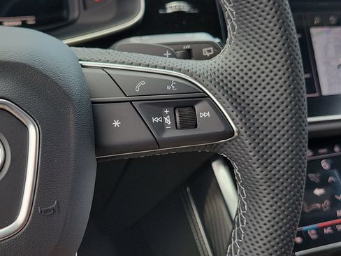 New 2026 Audi SQ8 Premium Plus AWD/4WD image 9