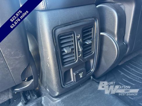 Used 2021 Jeep Grand Cherokee Laredo X AWD/4WD image 30