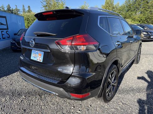 Used 2017 Nissan Rogue SL w/ SL Premium Package AWD/4WD image 3
