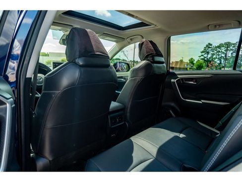 Used 2022 Toyota RAV4 XLE Premium AWD/4WD image 13