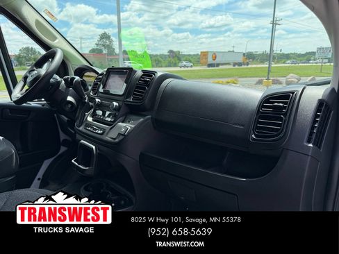 Used 2025 RAM ProMaster 2500 w/ Convenience Group FWD image 6
