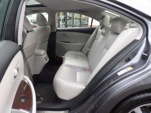 Used 2012 Lexus ES 350 FWD image 11