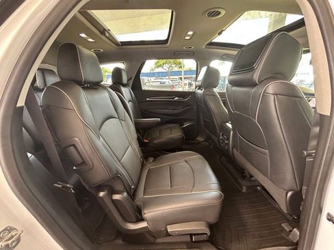 Used 2020 Buick Enclave Avenir w/ Avenir Technology Package FWD image 30
