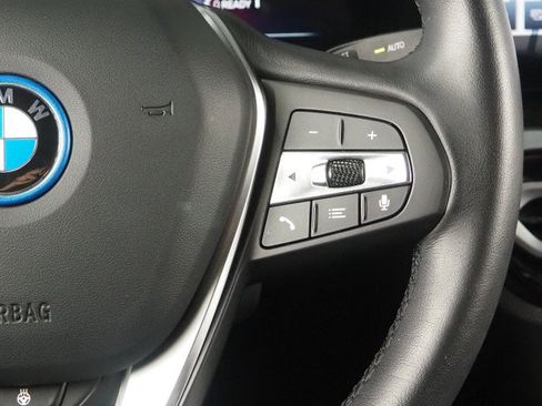 Used 2023 BMW i4 eDrive35 w/ Premium Package RWD image 24