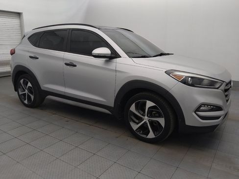 Used 2018 Hyundai Tucson Value FWD image 11