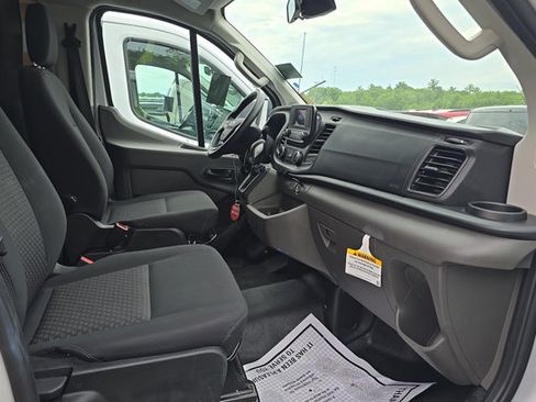 Used 2025 Ford Transit 250 Low Roof w/ Exterior Upgrade Package RWD image 4