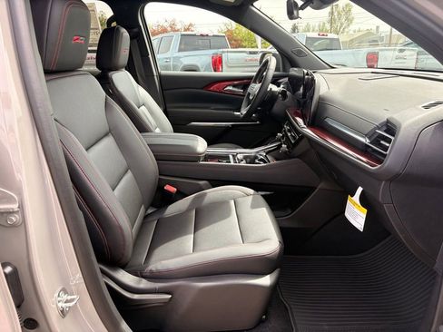 New 2026 Chevrolet Traverse Z71 w/ Enhanced Driving Package AWD/4WD image 10