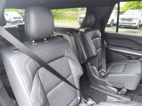 New 2026 Lincoln Navigator L Reserve AWD/4WD image 31