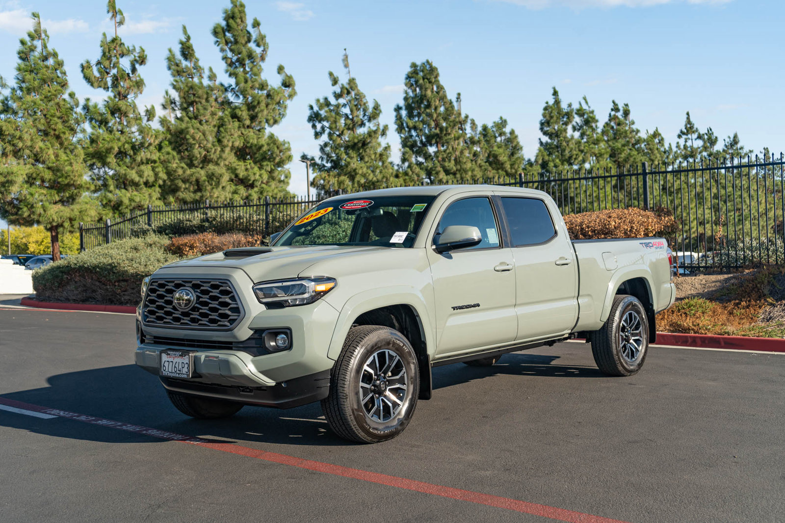 Certified 2023 Toyota Tacoma TRD Sport w/ Black Out Package (TMS) AWD/4WD image 3