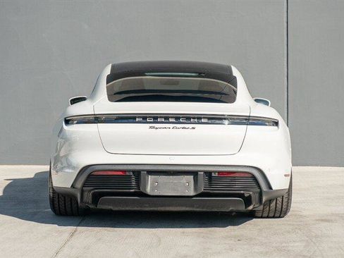 Used 2020 Porsche Taycan Turbo S image 8