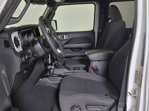 Certified 2025 Jeep Wrangler Unlimited Sahara AWD/4WD image 12