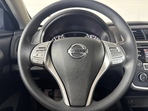 Used 2018 Nissan Altima 2.5 S FWD image 17