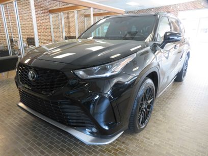 Used 2021 Toyota Highlander XSE