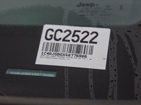 New 2025 Jeep Grand Cherokee Limited w/ Black Appearance Package image 29