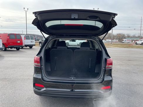 Used 2019 Kia Sorento LX image 7