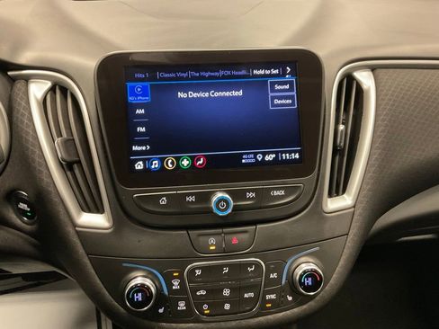 Used 2024 Chevrolet Malibu LT image 21