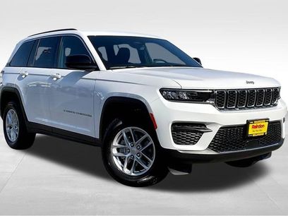 New 2025 Jeep Grand Cherokee Laredo