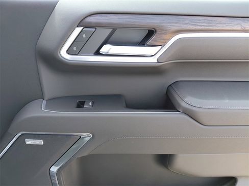 New 2026 GMC Sierra 1500 SLT w/ SLT Premium Package image 18