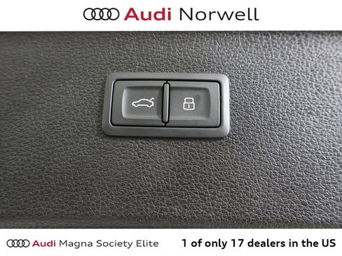 Used 2024 Audi SQ5 Premium Plus w/ Premium Plus Package AWD/4WD image 16