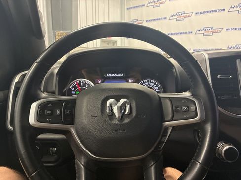 Used 2022 RAM 1500 Big Horn AWD/4WD image 23