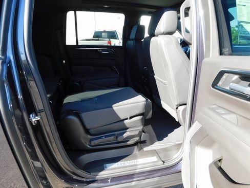 New 2026 Chevrolet Suburban Z71 w/ Comfort Package image 32