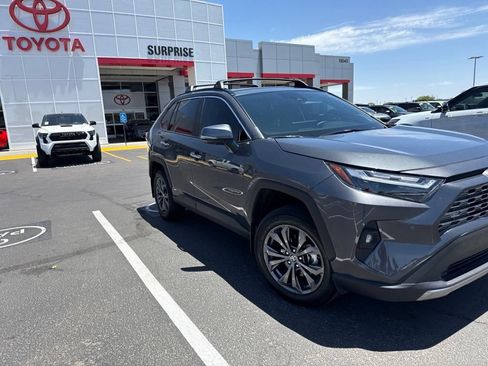 Used 2024 Toyota RAV4 Limited w/ Advanced Technology Package AWD/4WD image 8