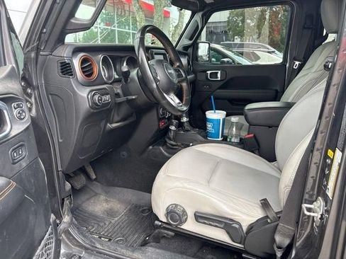 Used 2021 Jeep Gladiator Mojave w/ LED Lighting Group AWD/4WD image 14