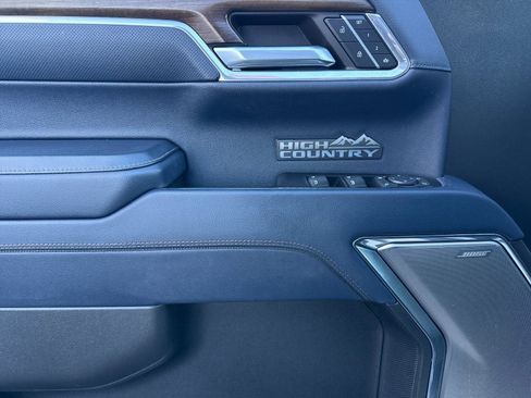 Used 2024 Chevrolet Silverado 1500 High Country w/ Technology Package image 11
