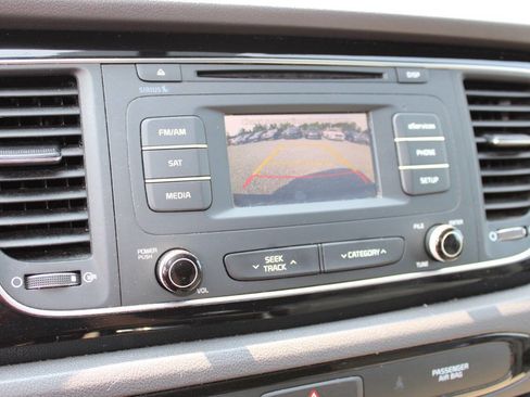 Used 2015 Kia Sedona EX w/ EX Premium Plus Package FWD image 15