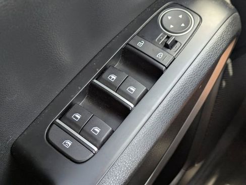 Used 2024 Kia Soul LX w/ Option Group 015 FWD image 22