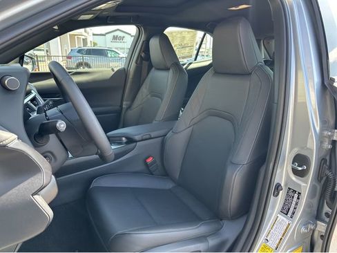 New 2026 Lexus UX 300h FWD image 38