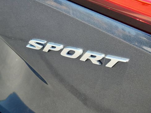 Certified 2025 Honda Civic Sport image 9