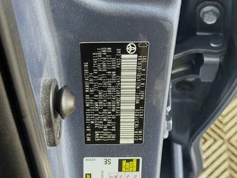 Used 2024 Toyota Corolla LE FWD image 39