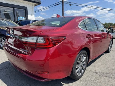 Used 2016 Lexus ES 300h image 3