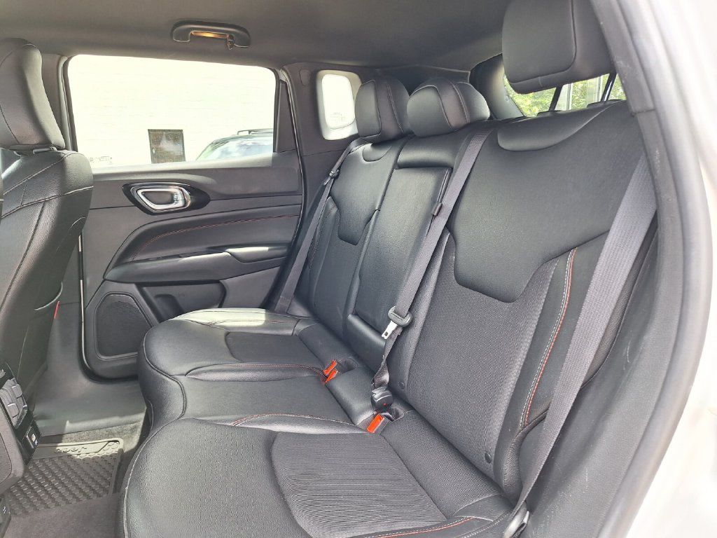 Used 2024 Jeep Compass Trailhawk AWD/4WD image 26