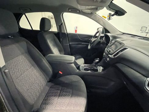 Used 2023 Chevrolet Equinox LT image 25