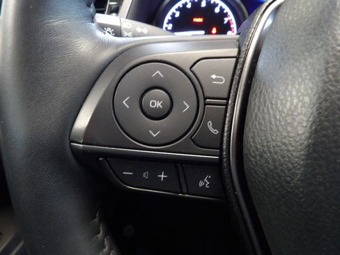 Used 2023 Toyota Camry SE w/ Cold Weather Package image 29