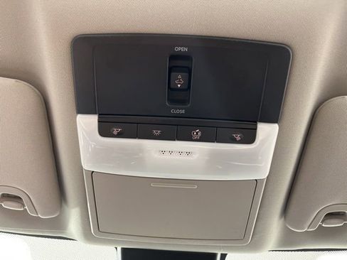 New 2025 Nissan Altima 2.5 SR w/ SR Premium Package image 36