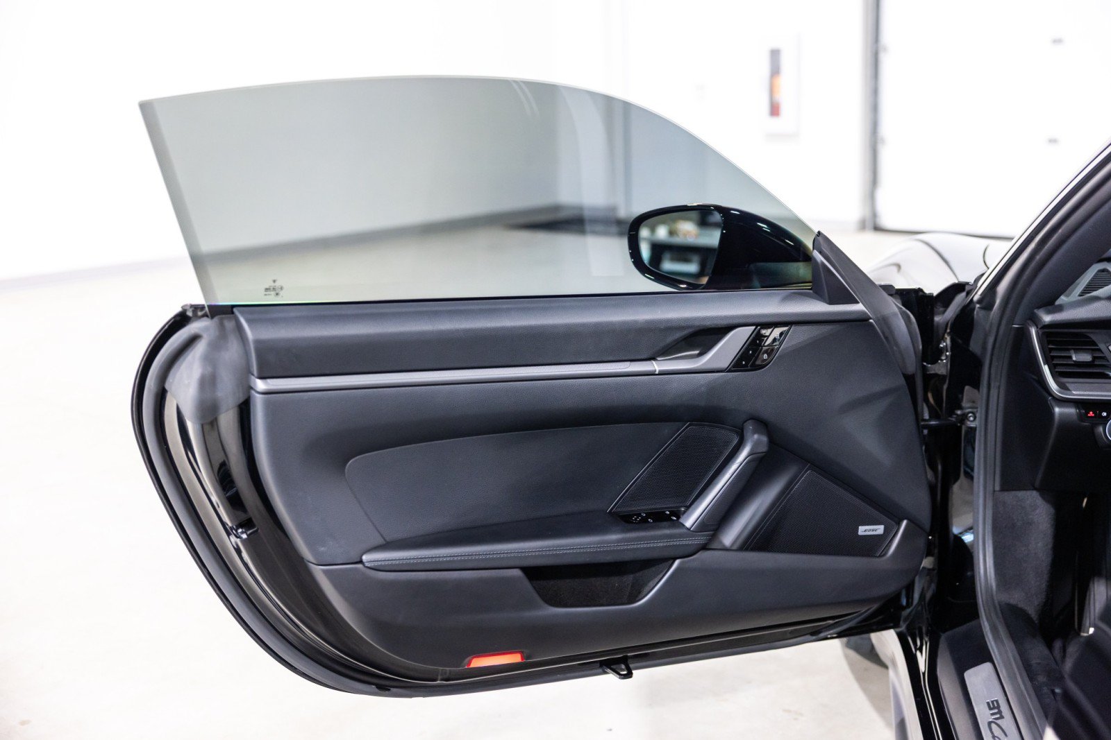 Used 2020 Porsche 911 Carrera RWD image 28