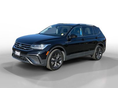 Certified 2022 Volkswagen Tiguan SE