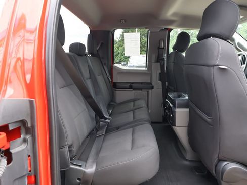 Used 2017 Ford F150 XL w/ Equipment Group 101A Mid AWD/4WD image 29