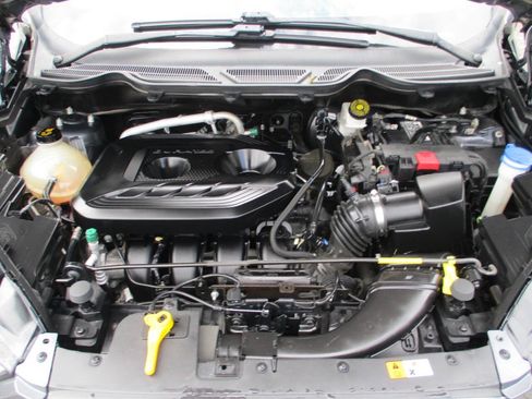 Used 2021 Ford EcoSport Titanium AWD/4WD image 8