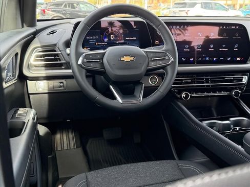 New 2026 Chevrolet Traverse LT w/ LPO, Floor Liner Package image 7