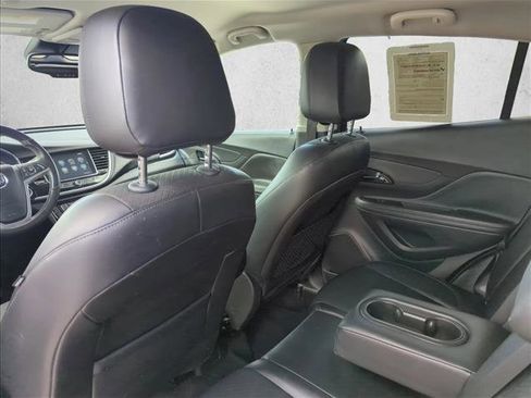 Used 2019 Buick Encore Sport Touring FWD image 18