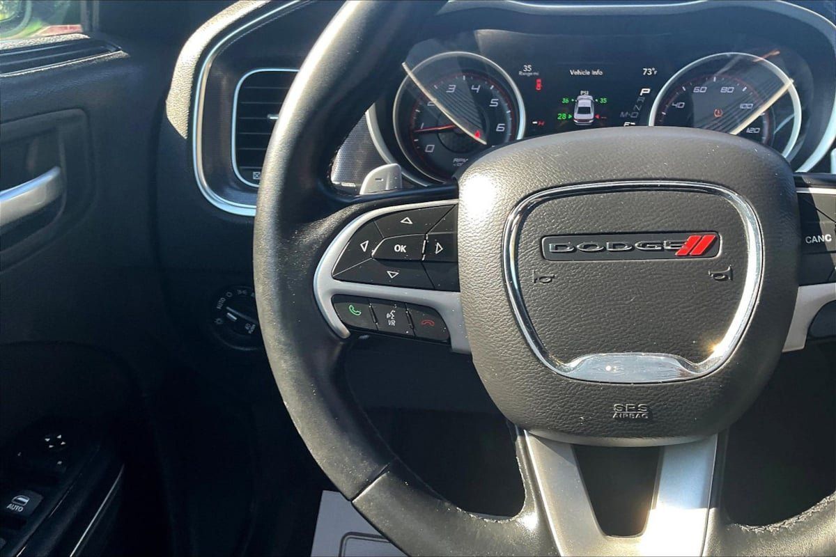 Used 2017 Dodge Charger SXT w/ Rallye Group RWD image 11